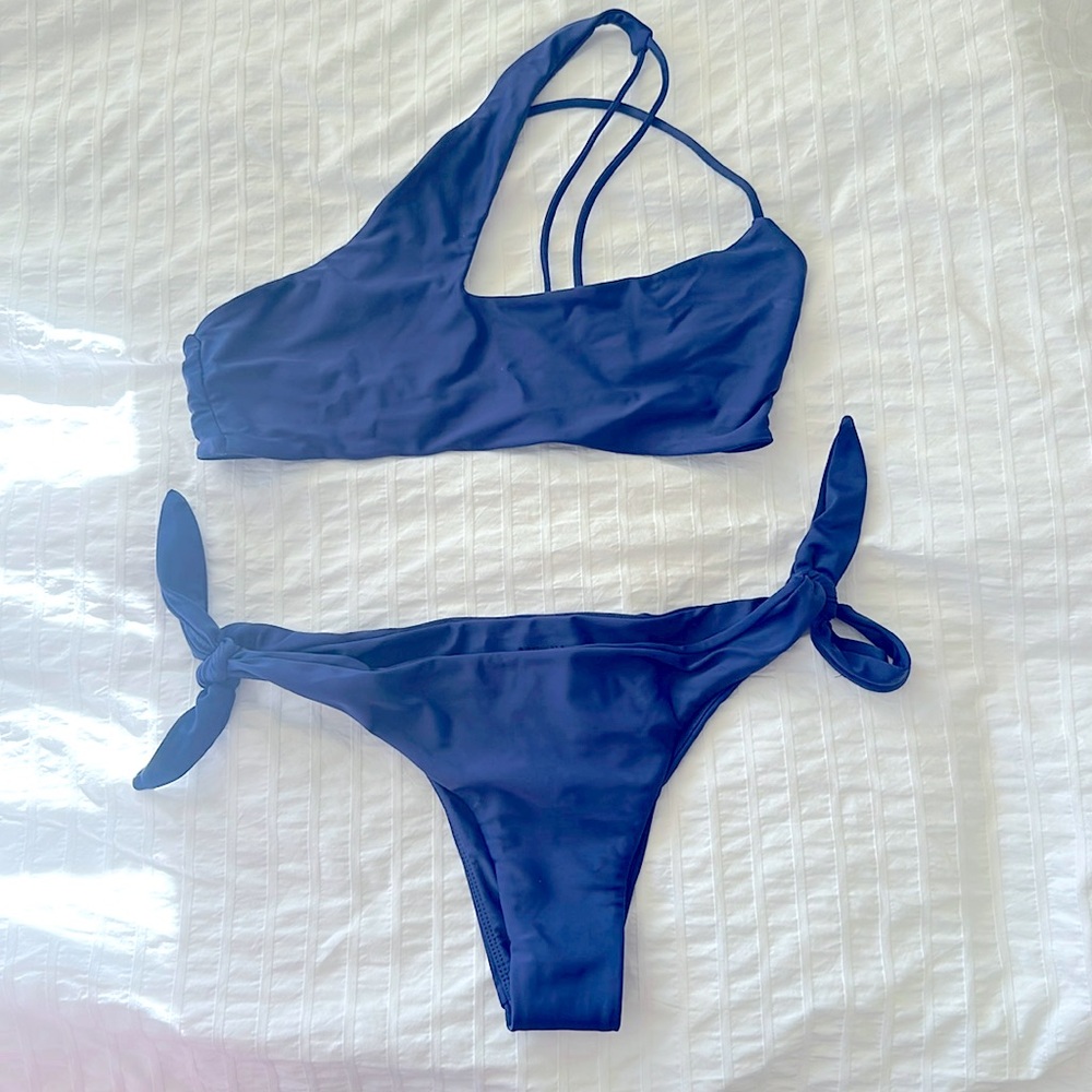 MIKOH beautiful Blue Bikini Set✨✨🌊